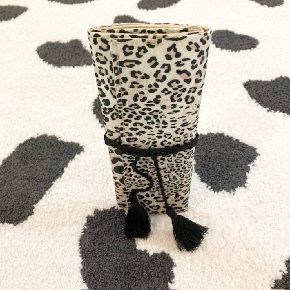 NWT $50 Chicos GWP Animal Jewelry Roll Leopard Print Purse Travel Case Organizer